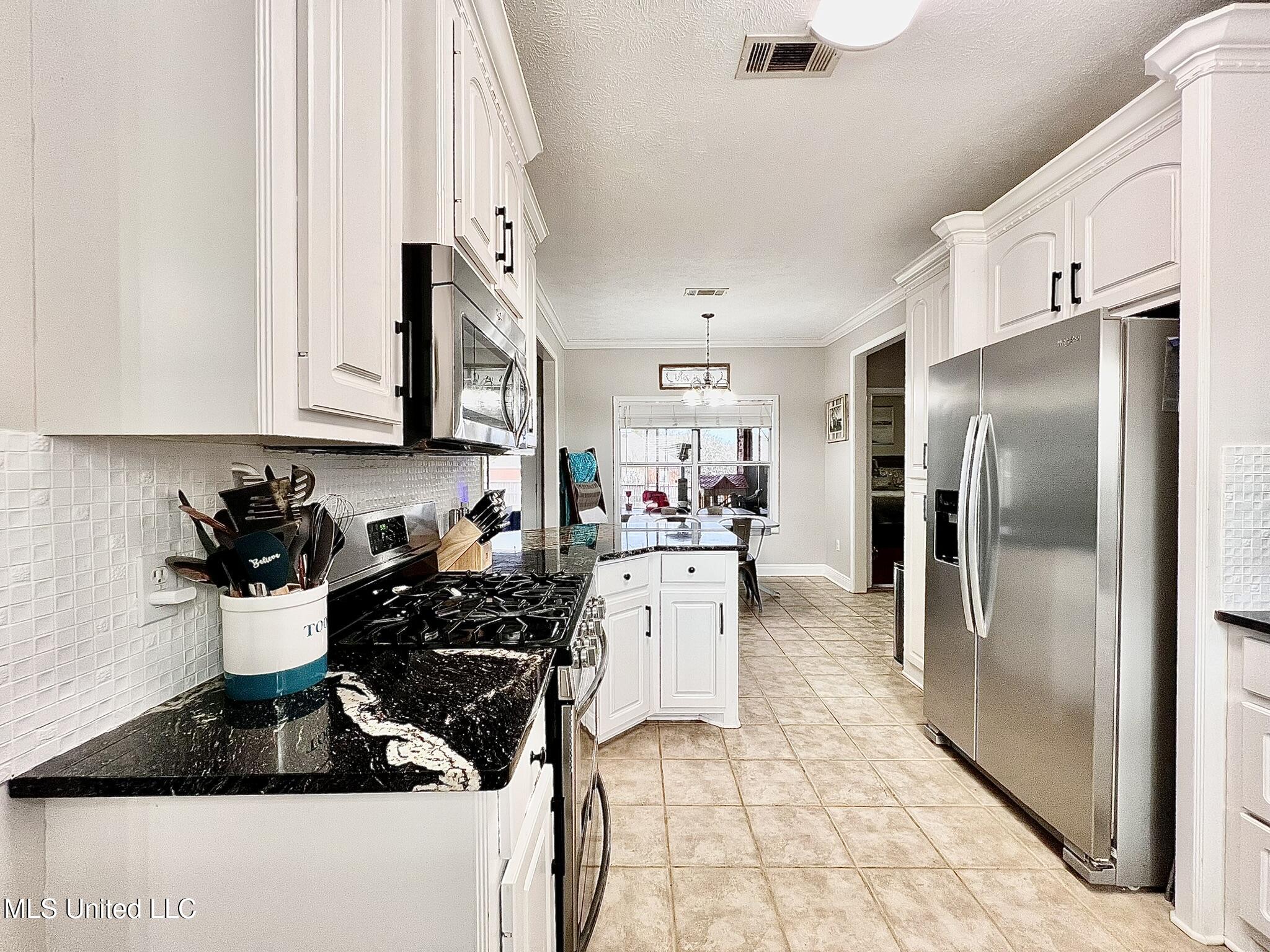 207 Copper Ridge Way Florence, MS 39073 - Photo 17 of 62 IMG_0895