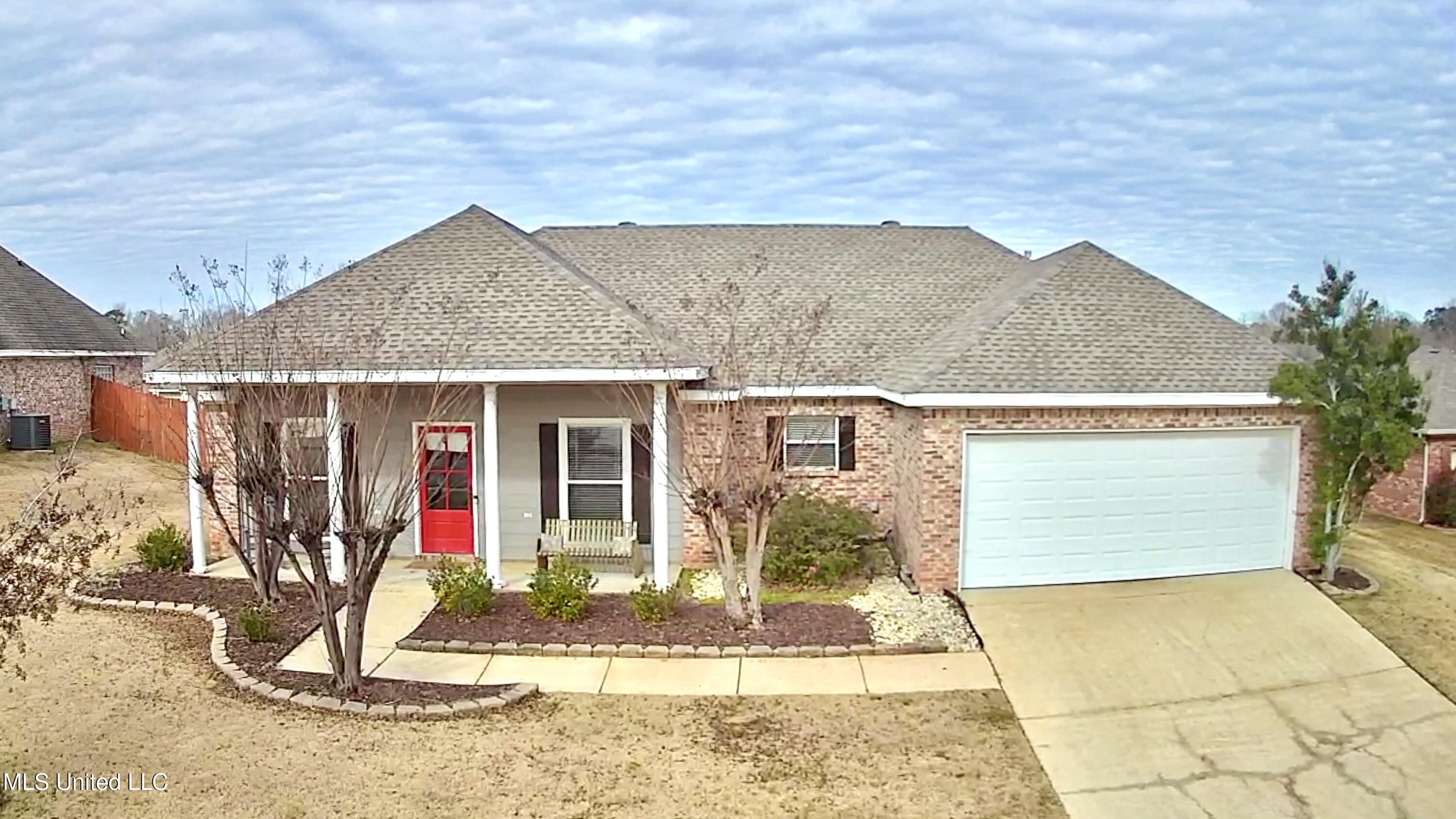 207 Copper Ridge Way Florence, MS 39073 - Photo 2 of 62 IMG_0956