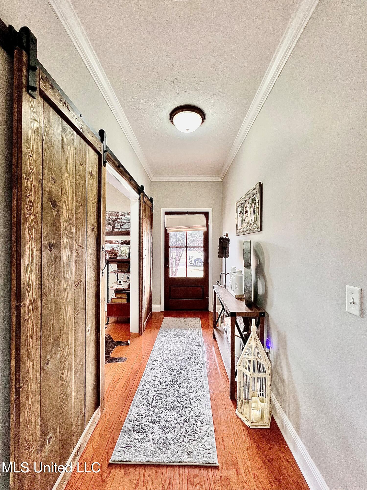 207 Copper Ridge Way Florence, MS 39073 - Photo 6 of 62 Foyer 3