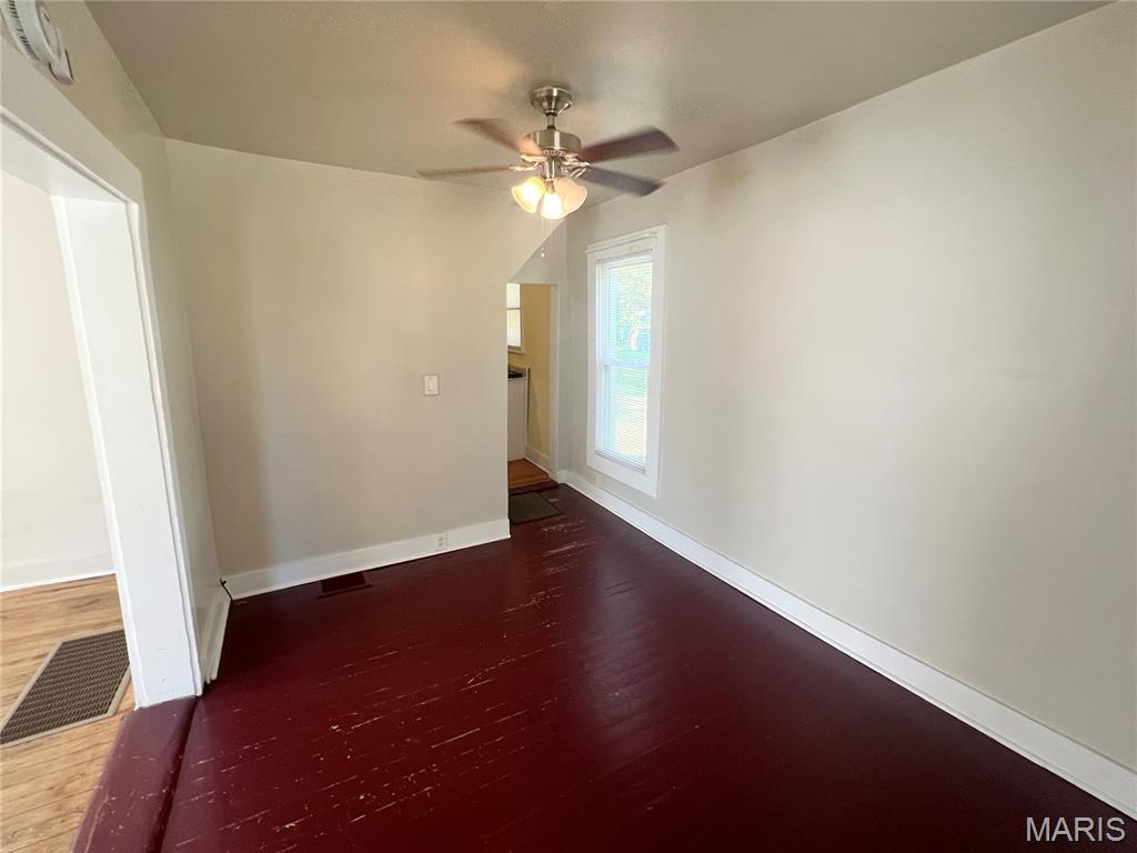 510 East Main Street Sparta, IL 62286 - Photo 8 of 30