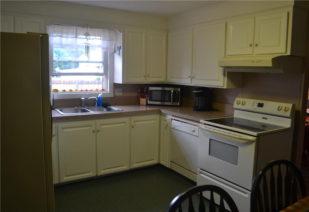 16 Vernon Road Cape Elizabeth, ME 04107 - Photo 9 of 31 Photo