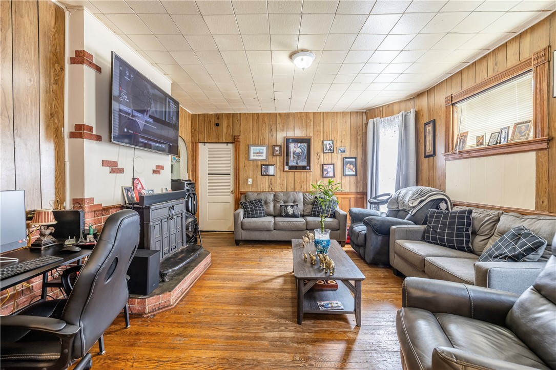 76 Linnet Street Rochester, NY 14613 - Photo 16 of 24 76 Linnet Lower