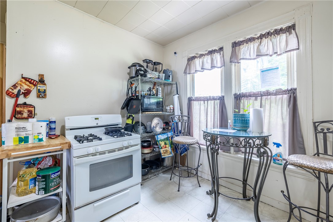 76 Linnet Street Rochester, NY 14613 - Photo 18 of 24 76 Linnet Lower