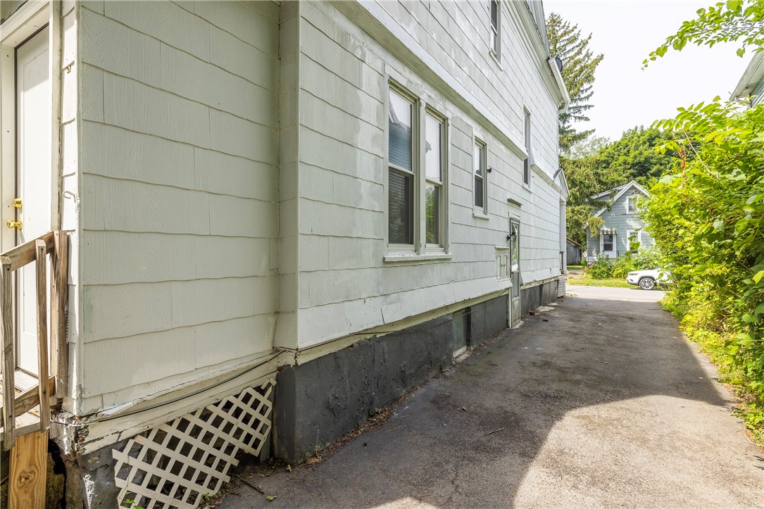 76 Linnet Street Rochester, NY 14613 - Photo 23 of 24