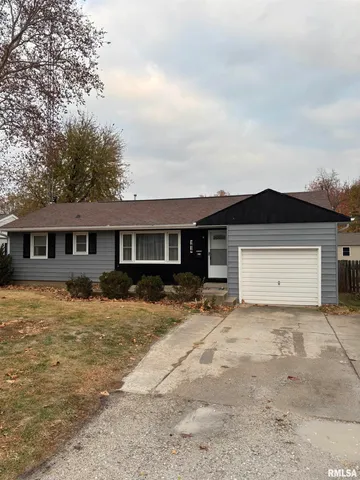 $134,000 | 1414 Hardin Avenue, Jacksonville, IL 62650
