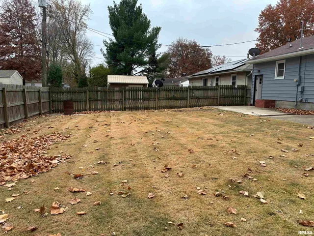 $134,000 | 1414 Hardin Avenue, Jacksonville, IL 62650