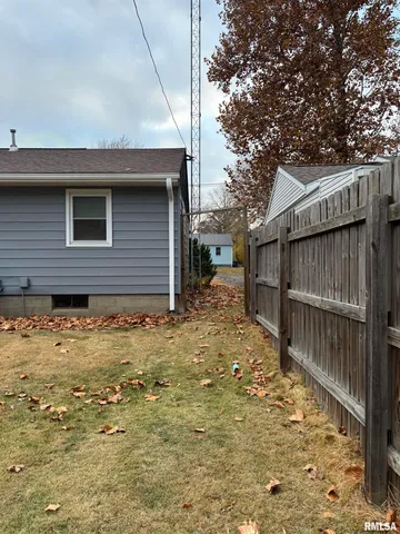 $134,000 | 1414 Hardin Avenue, Jacksonville, IL 62650