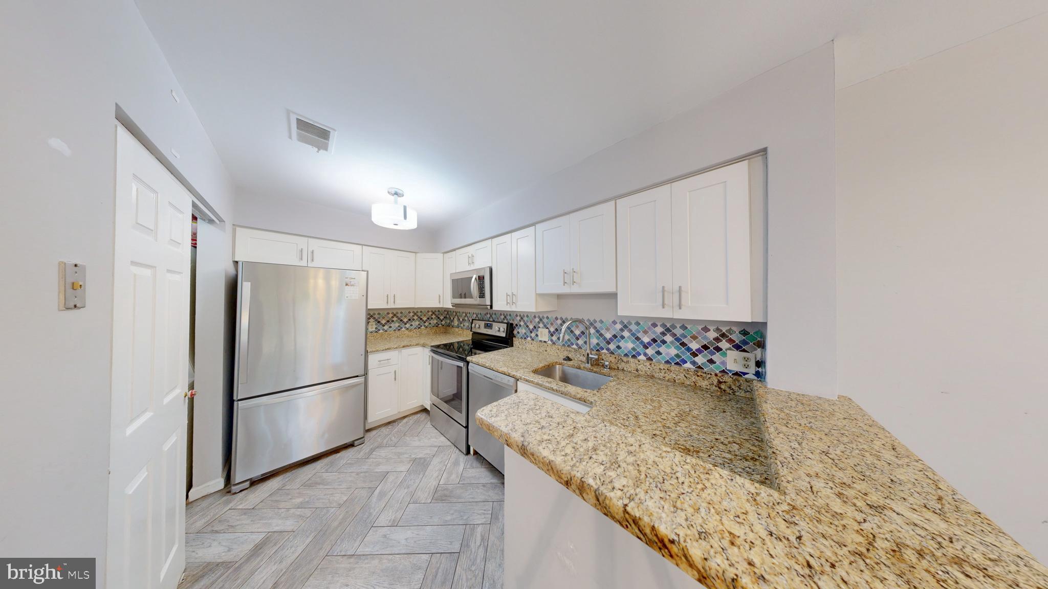 11100 Beaver Trail Court, Unit LL Reston, VA 20191 - Photo 3 of 15