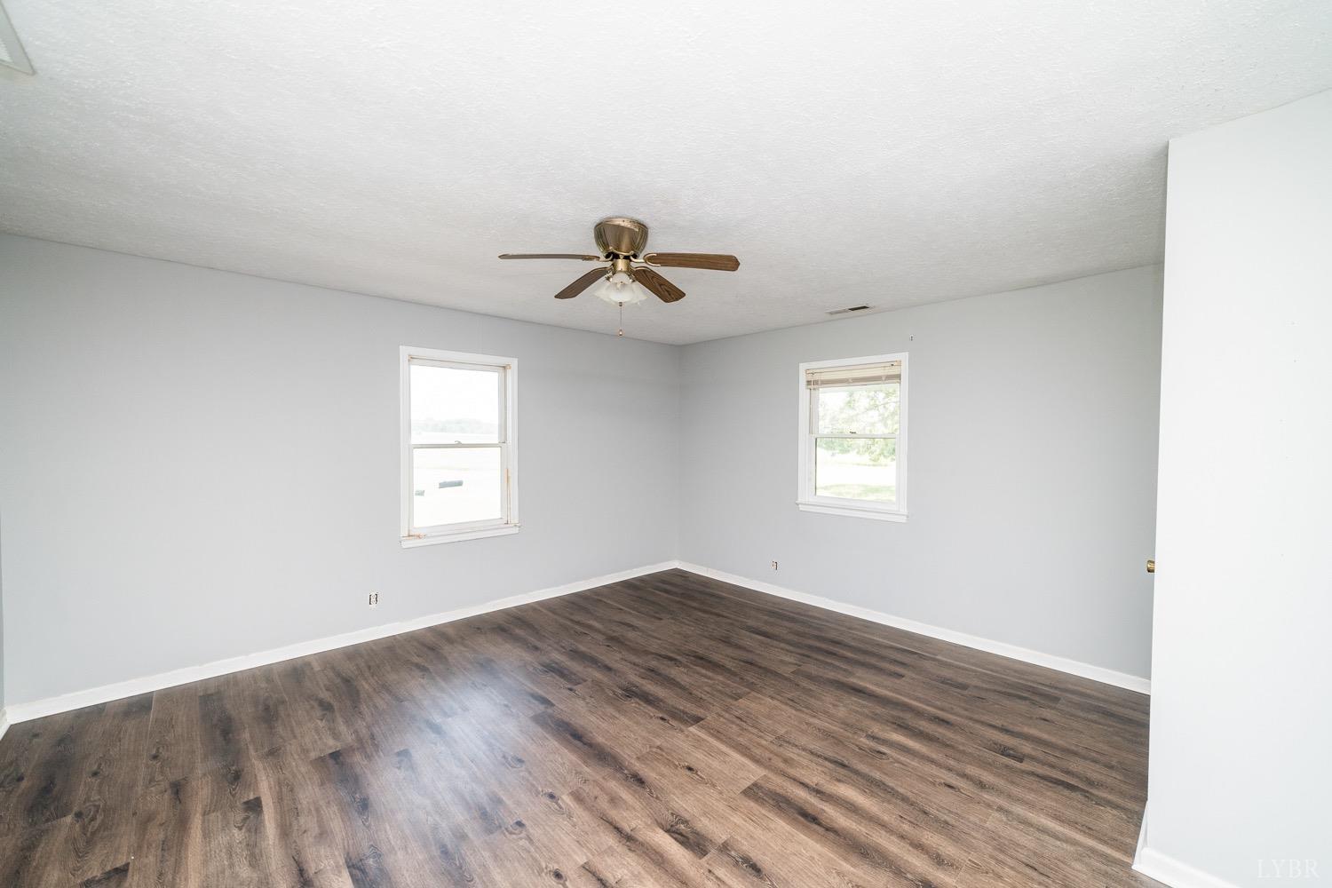 6648 Deer View Road Gretna, VA 24557 - Photo 16 of 22 Gallery Image 16