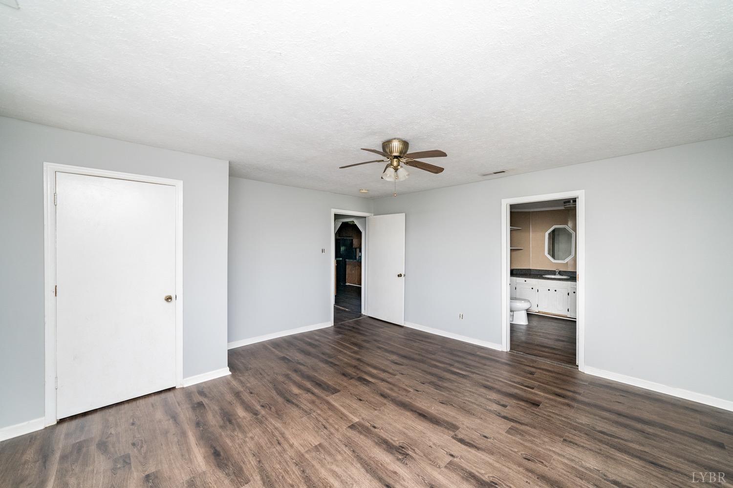 6648 Deer View Road Gretna, VA 24557 - Photo 17 of 22 Gallery Image 17