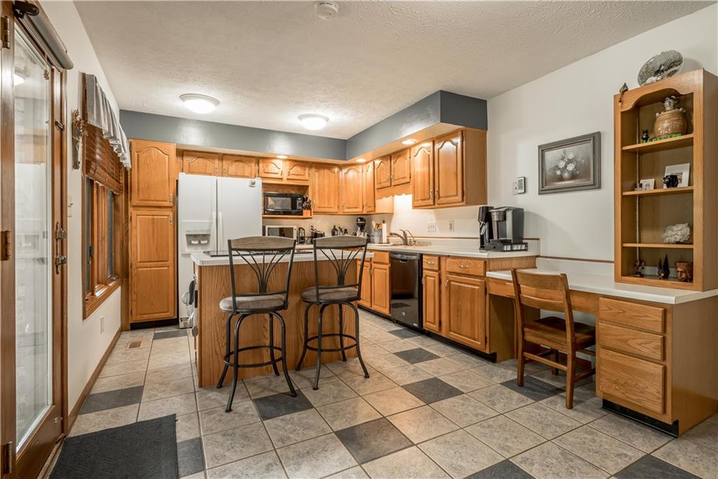 6040 Buck Trail Road Indianapolis, IN 46237 - Photo 13 of 43