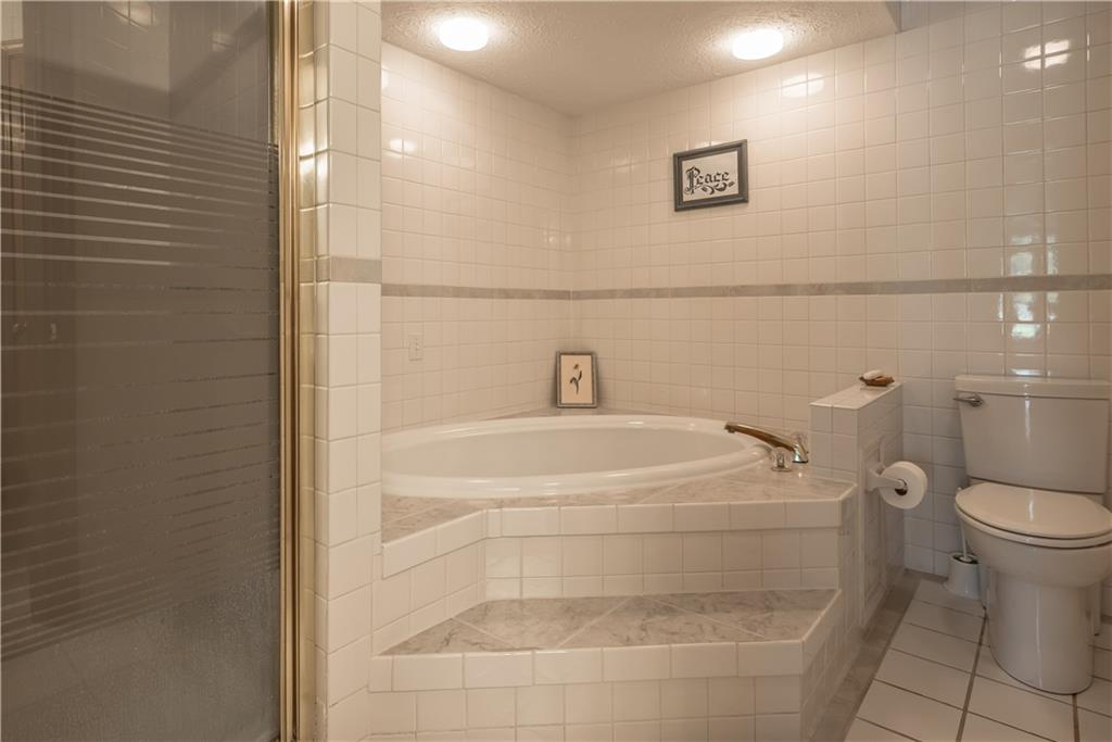 6040 Buck Trail Road Indianapolis, IN 46237 - Photo 24 of 43