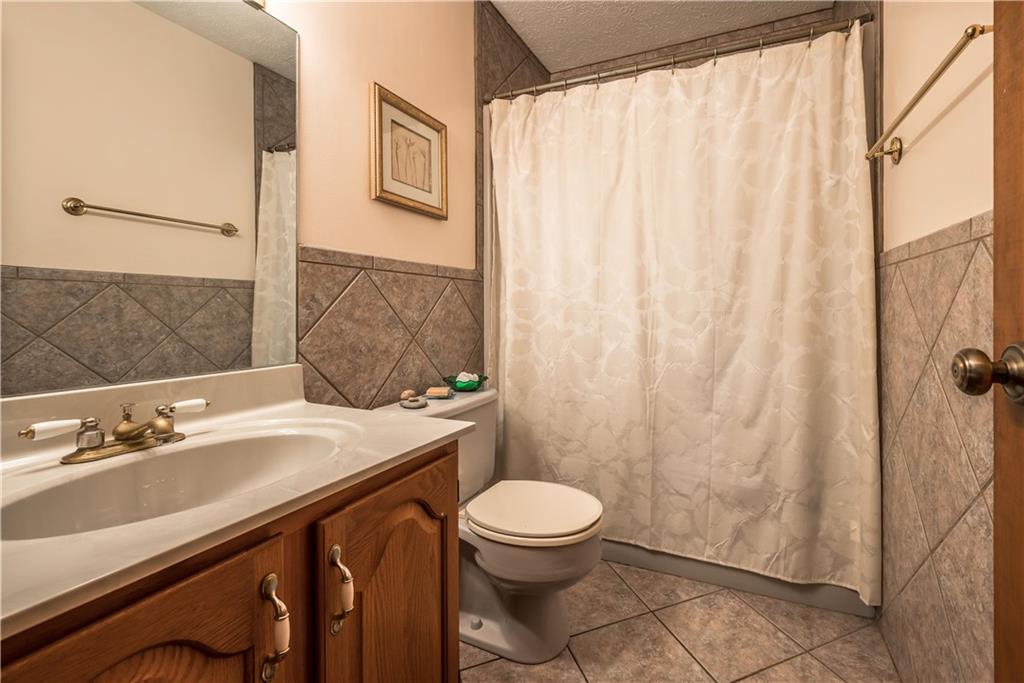 6040 Buck Trail Road Indianapolis, IN 46237 - Photo 29 of 43