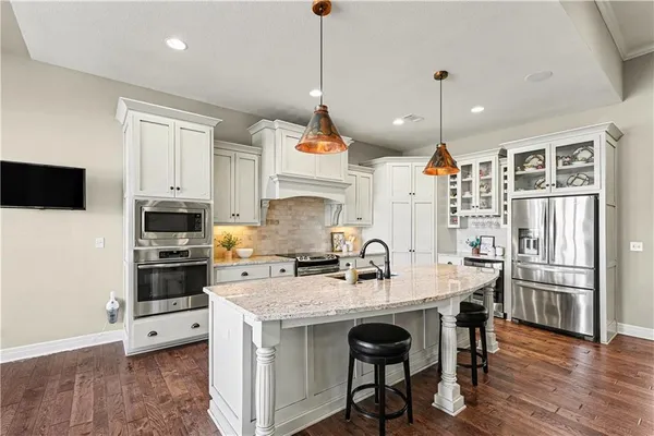 $749,950 | 9158 178th Terrace, Bucyrus, KS 66013