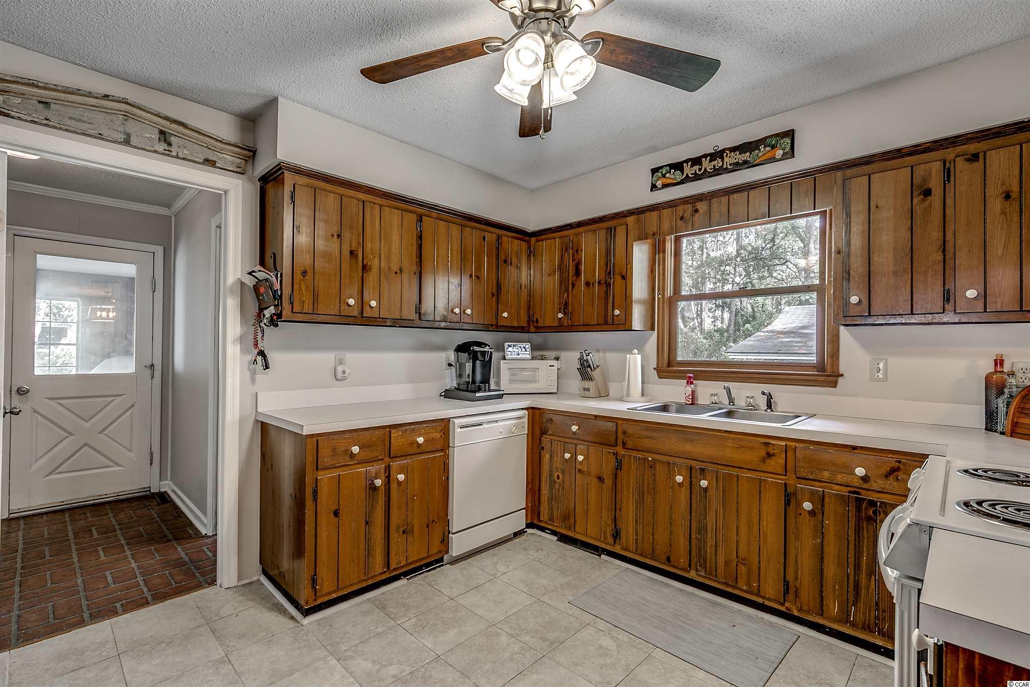 305 Red Fox Road Myrtle Beach, SC 29579 - Photo 12 of 28 Gallery Image 12