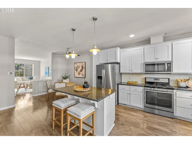 $375,000 | 18272 Southwest Anna Mae Lane, Beaverton, OR 97003