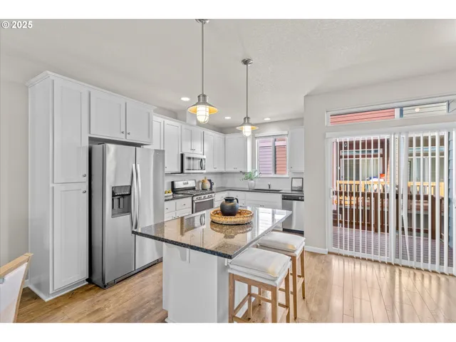 $375,000 | 18272 Southwest Anna Mae Lane, Beaverton, OR 97003