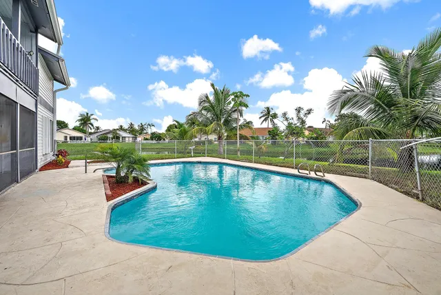 $3,600 | 4631 Brook Drive, West Palm Beach, FL 33417