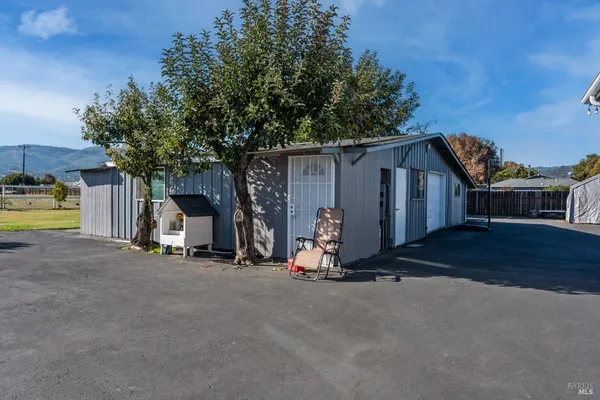 $799,000 | 3700 Ruddick Cunningham Road, Ukiah, CA 95482