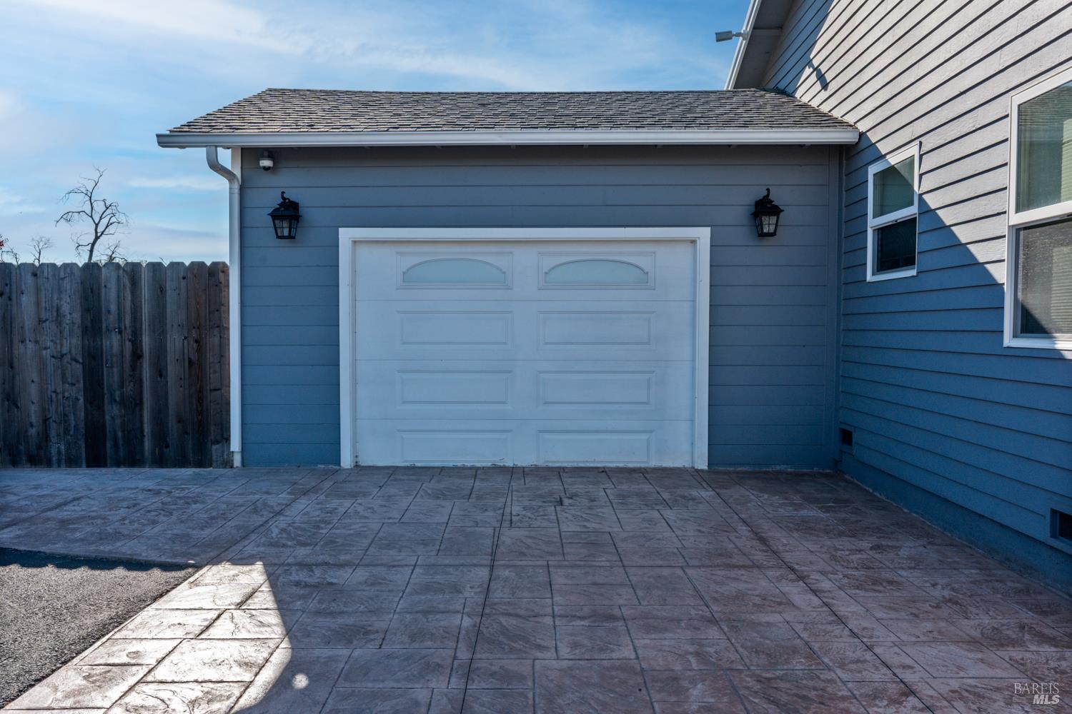3700 Ruddick Cunningham Road Ukiah, CA 95482 - Photo 18 of 27 a brick house with a outdoor space