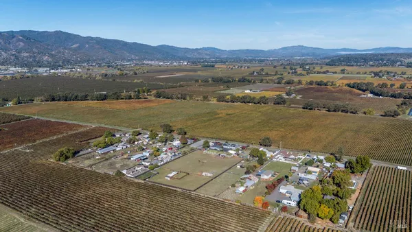 $799,000 | 3700 Ruddick Cunningham Road, Ukiah, CA 95482