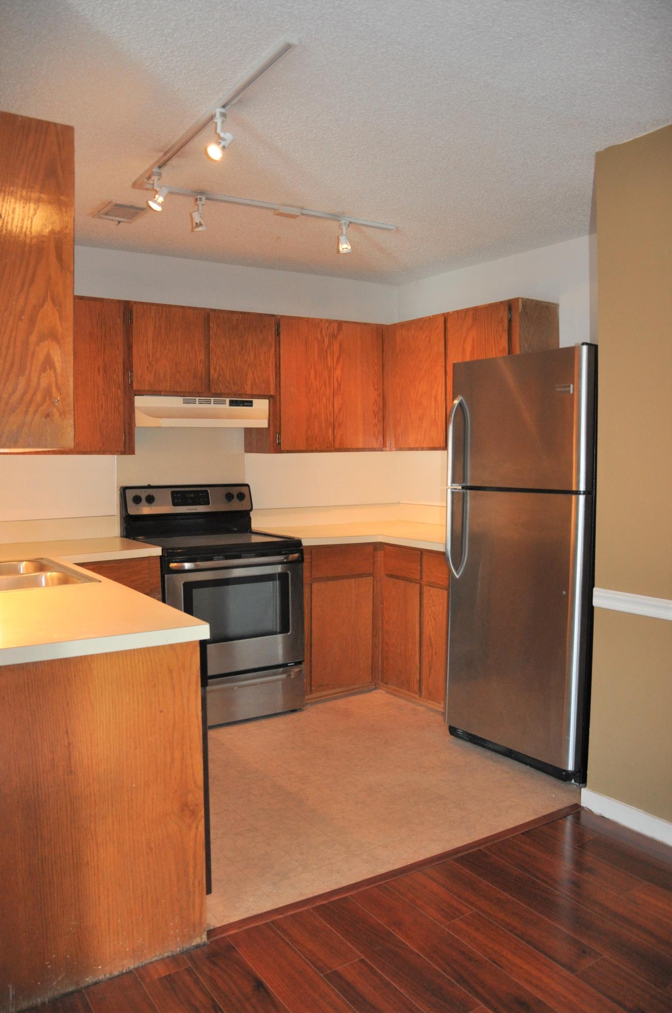 6275 Rolling Fork Road, Unit B North Charleston, SC 29406 - Photo 4 of 20 DSC_2339