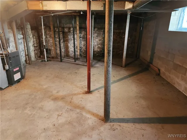 $209,900 | 4670 Broadway, Cheektowaga, NY 14043