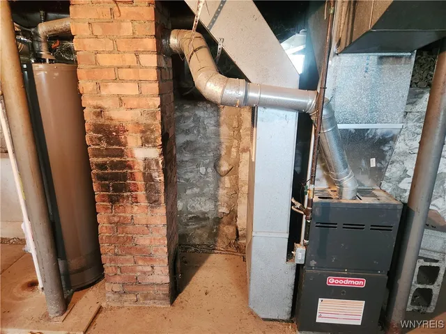 $209,900 | 4670 Broadway, Cheektowaga, NY 14043