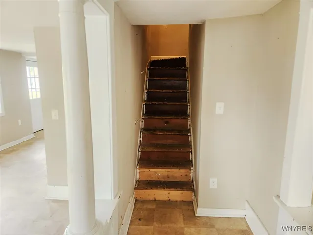 $209,900 | 4670 Broadway, Cheektowaga, NY 14043