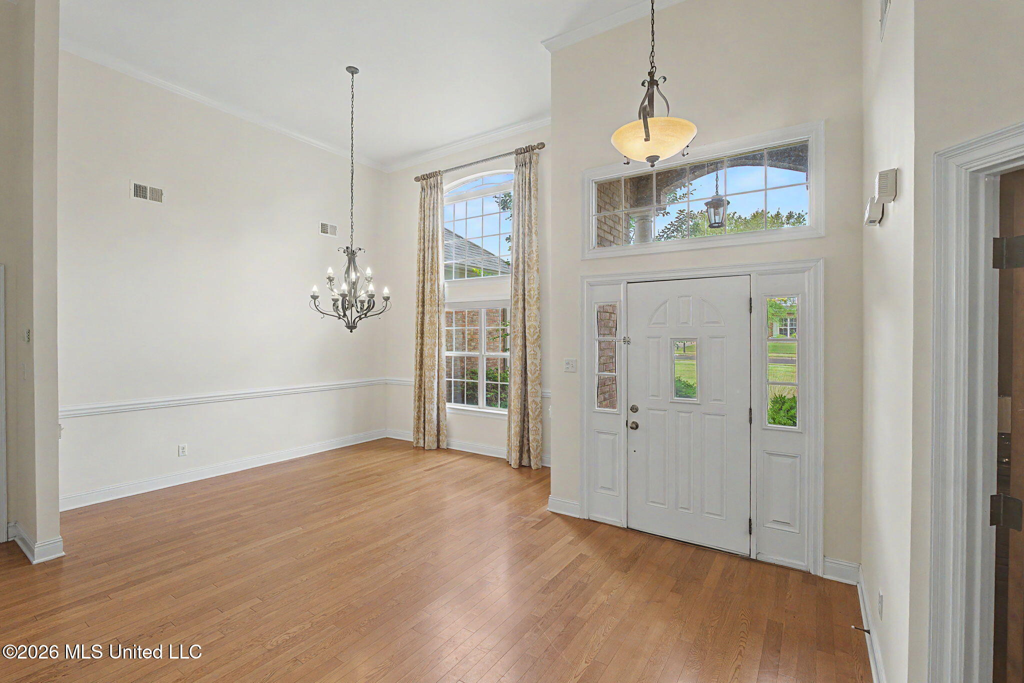 704 Shadow View Drive Hernando, MS 38632 - Photo 7 of 49 Entry!