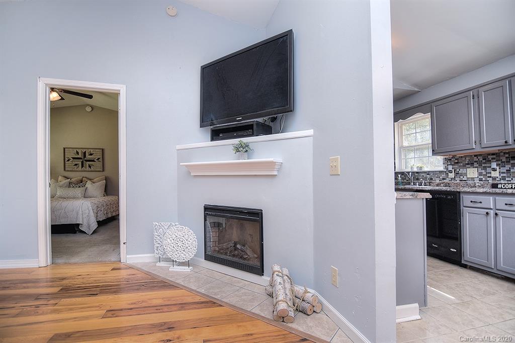 184 Creek View Road Mooresville, NC 28117 - Photo 9 of 33