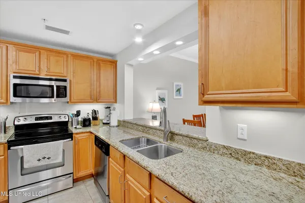 $450,000 | 900 Village Lane, Unit 533, Pass Christian, MS 39571