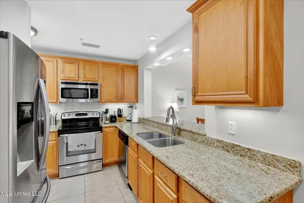 $450,000 | 900 Village Lane, Unit 533, Pass Christian, MS 39571