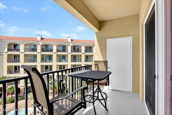 $450,000 | 900 Village Lane, Unit 533, Pass Christian, MS 39571