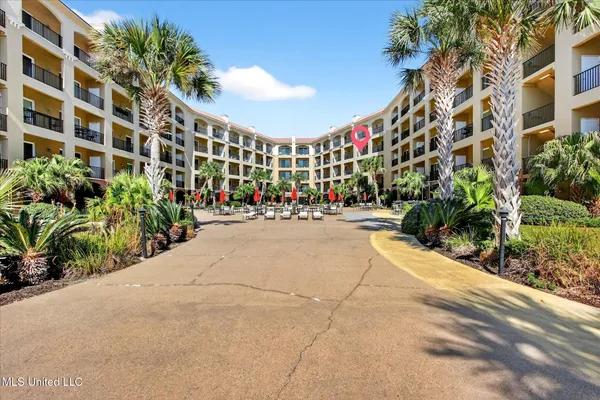 $450,000 | 900 Village Lane, Unit 533, Pass Christian, MS 39571