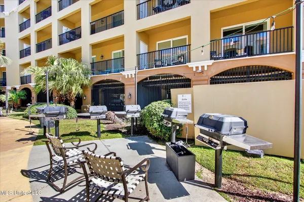 $450,000 | 900 Village Lane, Unit 533, Pass Christian, MS 39571