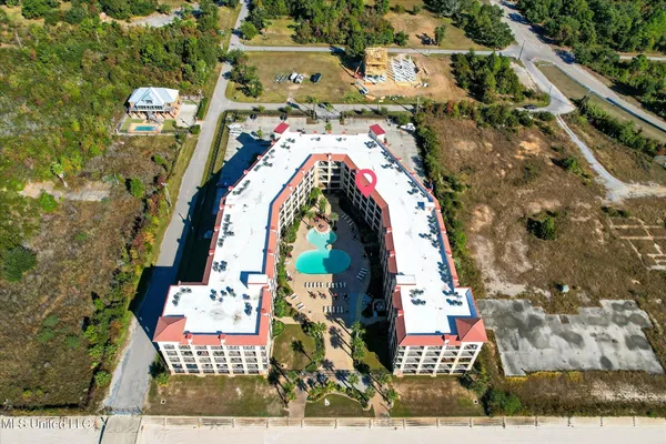 $450,000 | 900 Village Lane, Unit 533, Pass Christian, MS 39571