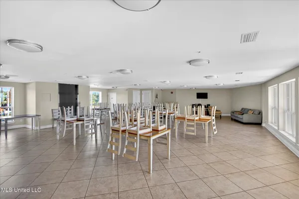 $450,000 | 900 Village Lane, Unit 533, Pass Christian, MS 39571