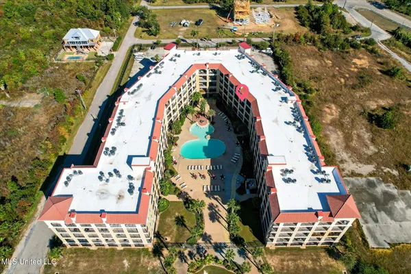 $450,000 | 900 Village Lane, Unit 533, Pass Christian, MS 39571