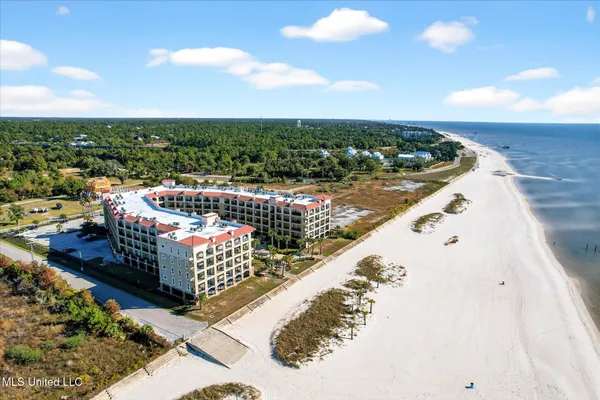 $450,000 | 900 Village Lane, Unit 533, Pass Christian, MS 39571