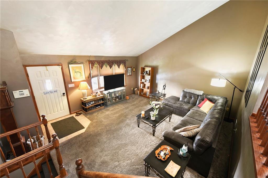21 Ross Hollow Road Pittsburgh, PA 15239 - Photo 6 of 39