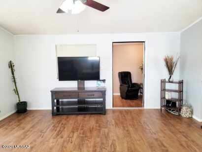 6201 South Barrister Road Tucson, AZ 85746 - Photo 11 of 34 Gallery Image 11
