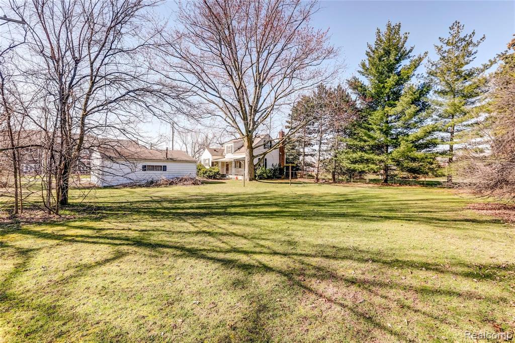 44414 Mound Road Sterling Heights, MI 48314 - Photo 3 of 15 Gallery Image 3