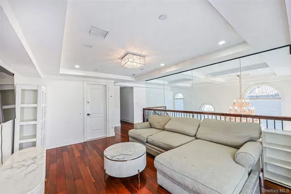 $2,428,000 | 147-25 18th Avenue | Whitestone