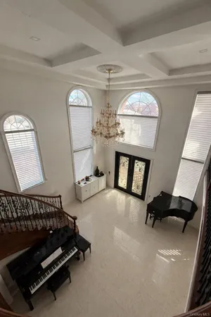 $2,428,000 | 147-25 18th Avenue | Whitestone