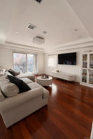 $2,428,000 | 147-25 18th Avenue | Whitestone