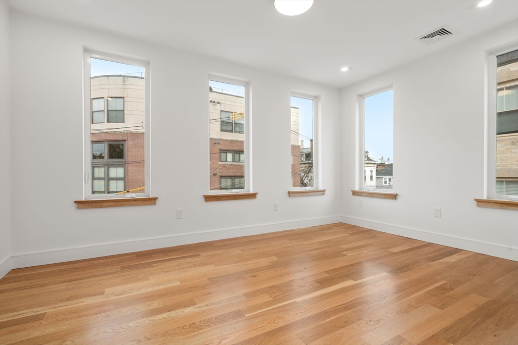 58 Kent, Unit 302 Brookline, MA 02445 - Photo 7 of 19 Gallery Image 7