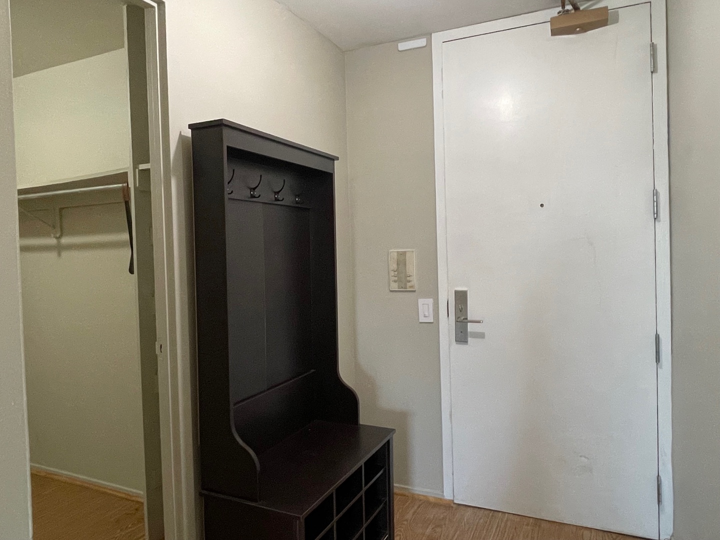 4343 North Clarendon Avenue, Unit 1018 Chicago, IL 60613 - Photo 16 of 22