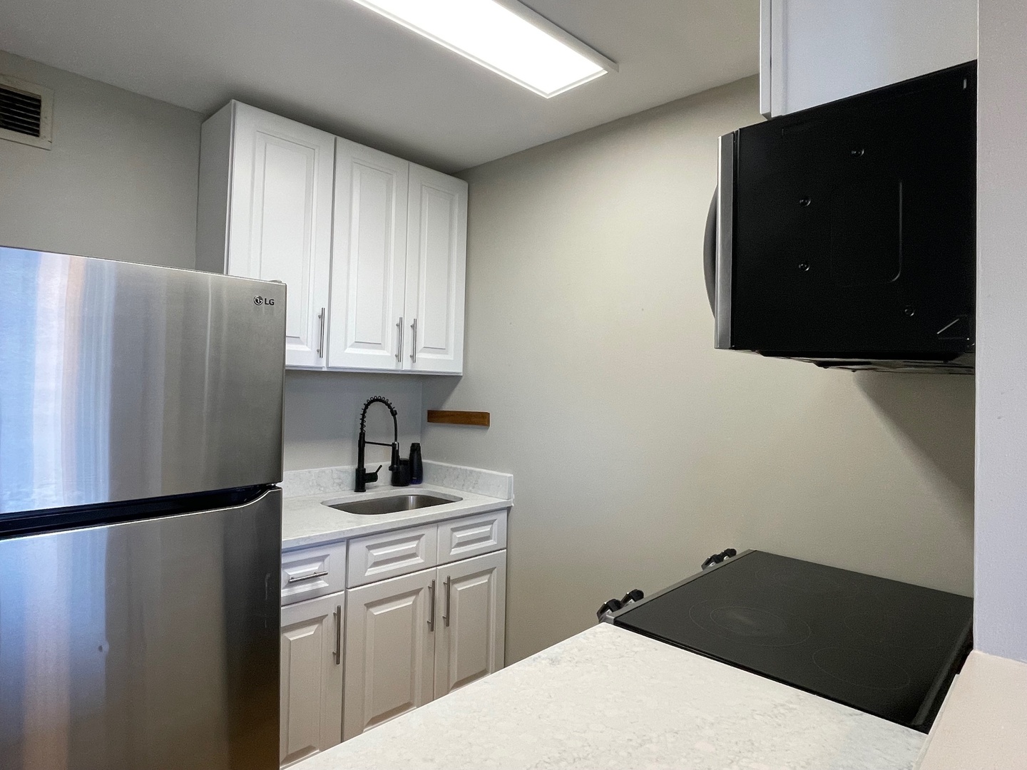 4343 North Clarendon Avenue, Unit 1018 Chicago, IL 60613 - Photo 9 of 22