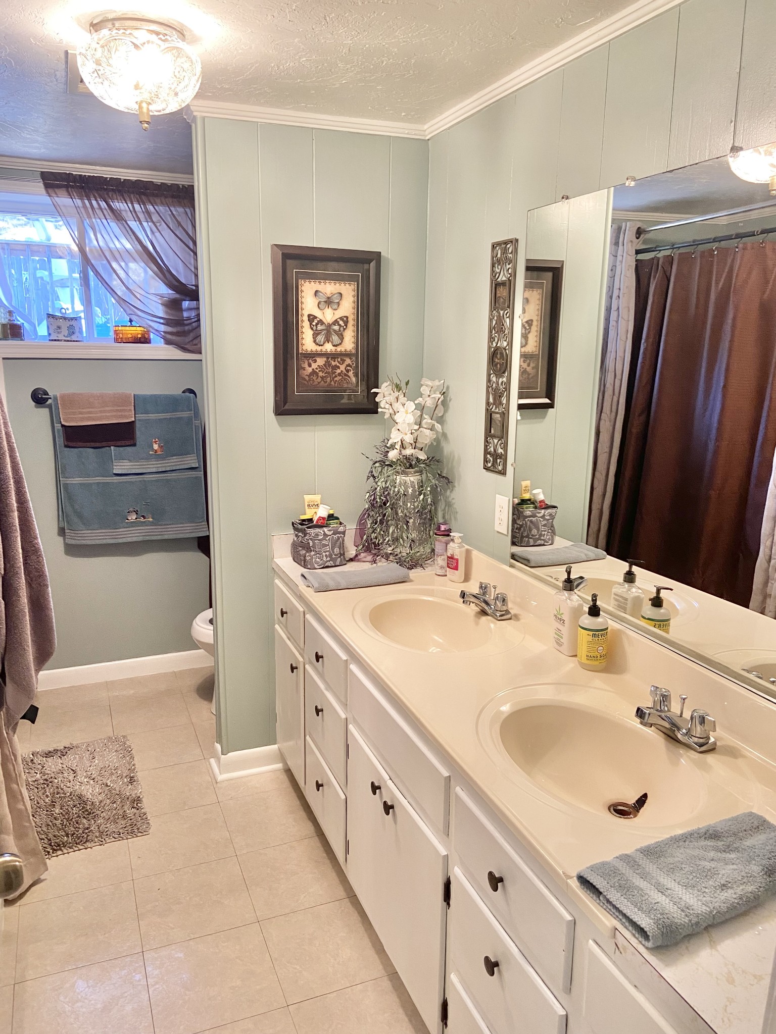 36 Warren Hollow Road Five Points, TN 38457 - Photo 7 of 19 a bathroom with a granite countertop sink a mirror and a bathtub